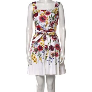 Karen Millen size 6 A-line floral dress.